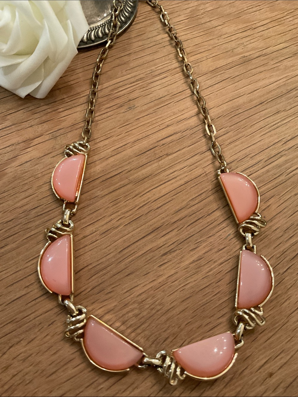 1950’s Coro Signed Pink Moonglow Thermoset Necklace